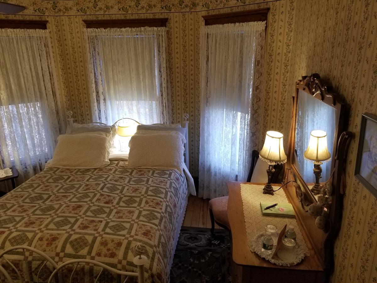 ברייסון סיטי Rose & Thistle Bed & Breakfast מראה חיצוני תמונה